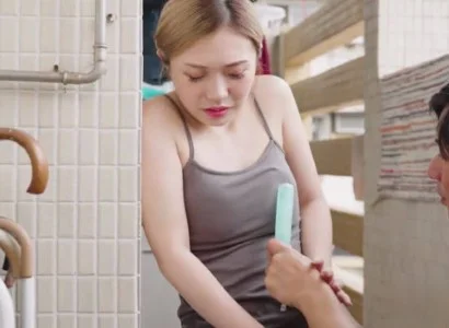 Em trai vô sinh giúp vợ em mang thai